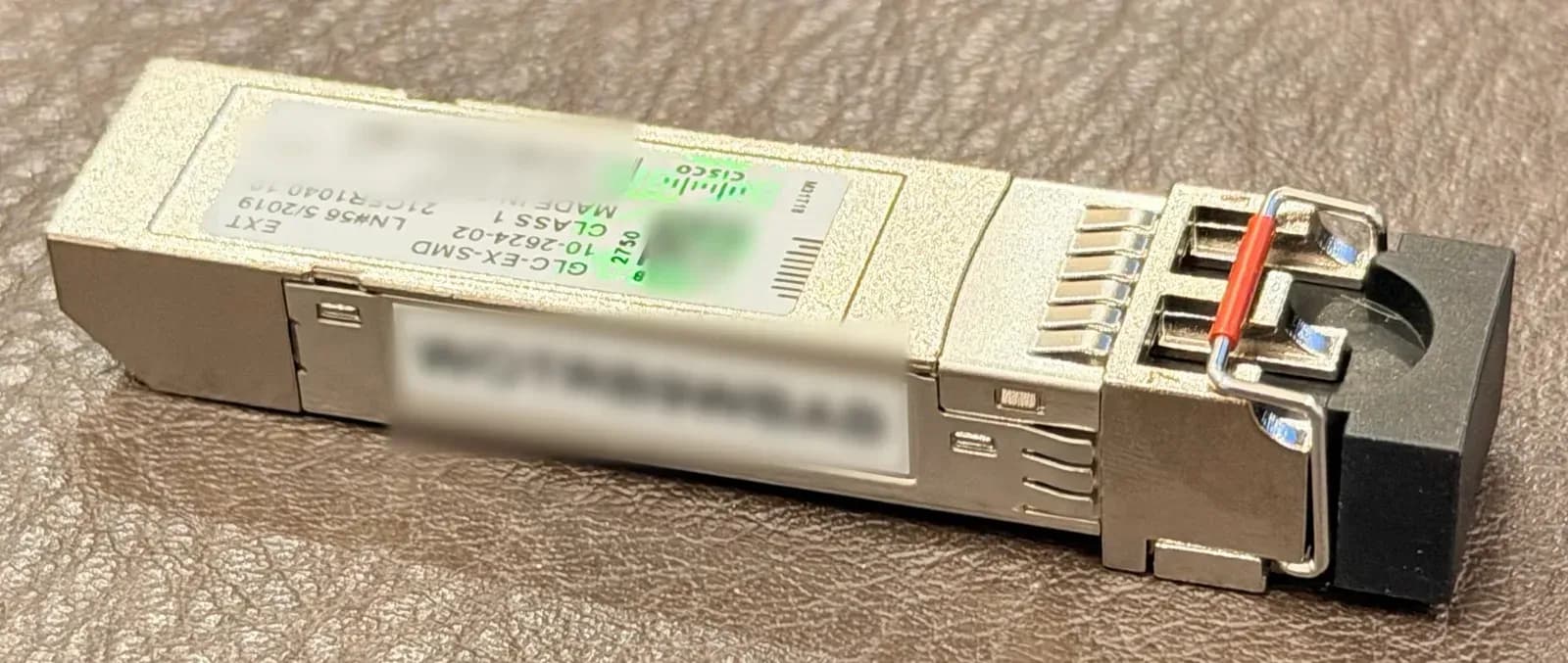 Cisco GLC-EX-SMD nhìn nghiêng mặt nhãn (ảnh thật NTCOM)