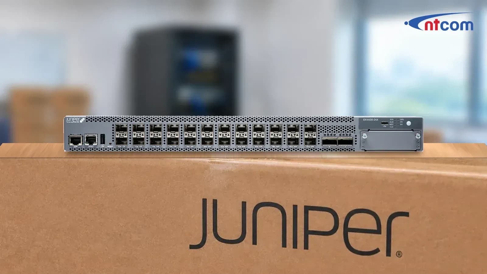 Juniper EX4400-24X-DC-AFI tại văn phòng NTCOM (ảnh minh hoạ)