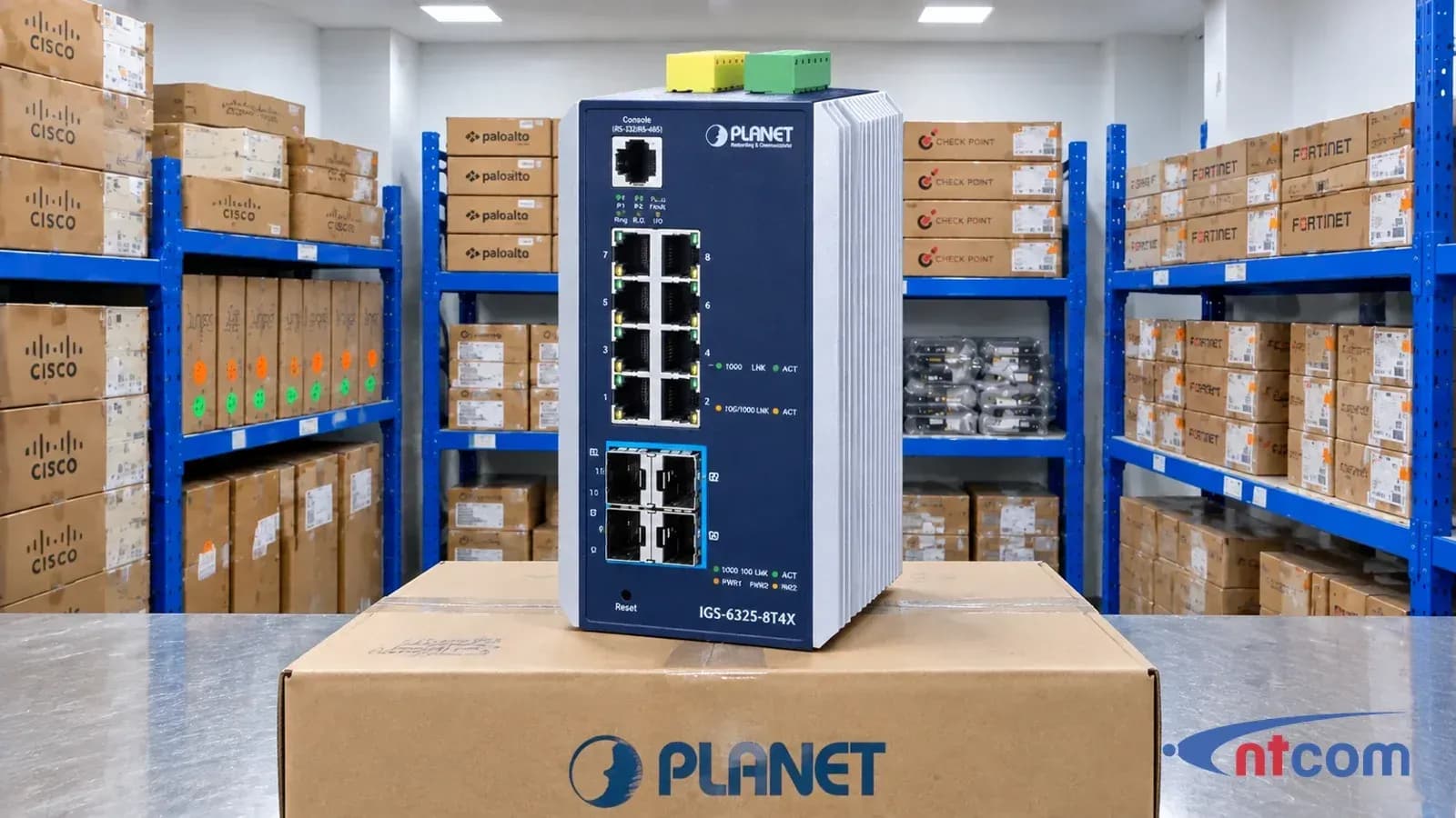 Ảnh minh hoạ PLANET IGS-6325-8T4X tại văn phòng NTCOM