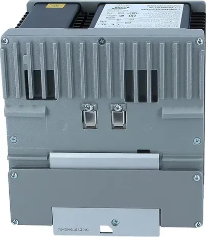 Cisco IE-4000-16T4G-E mặt sau: tấm gài DIN-rail (ảnh chụp thật)