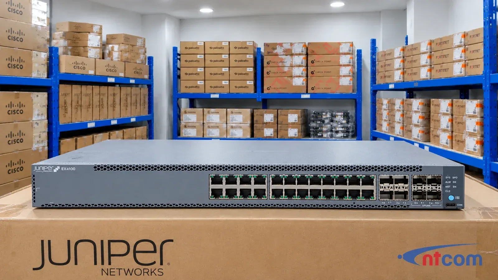 Juniper EX4100-24T tại văn phòng NTCOM (ảnh minh hoạ)