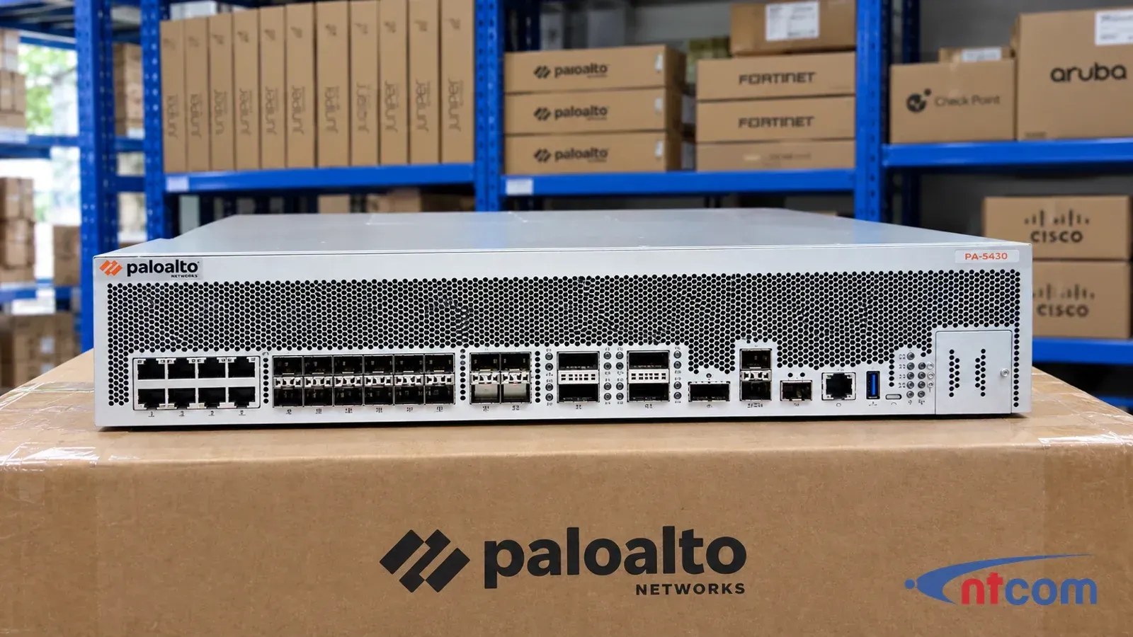 Palo Alto PA-5430 tại văn phòng NTCOM (ảnh minh hoạ)